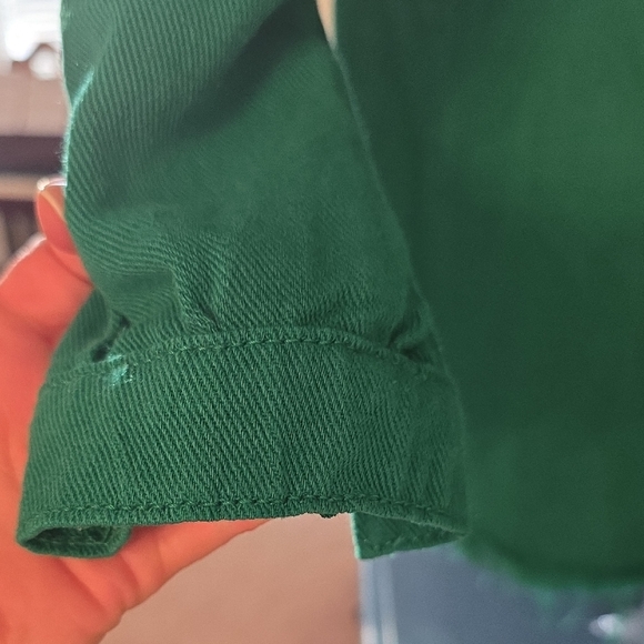 Green Distressed Button-Up Shirt - Picture 4 of 5